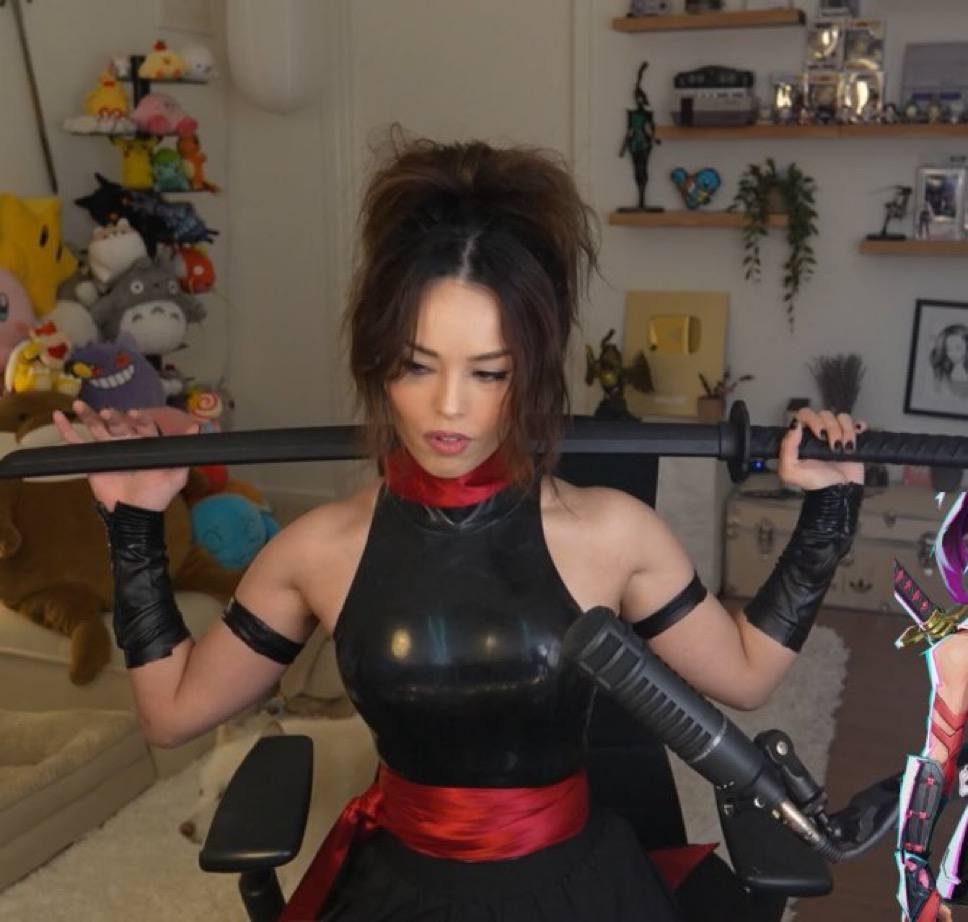 Twitch streamer cosplay #fETiTYMA