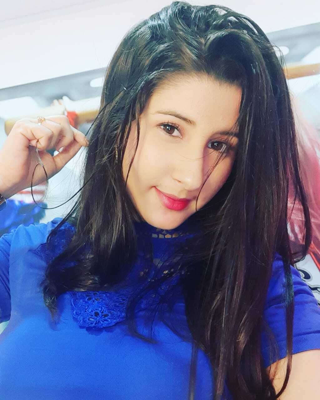 Venezolana Super Hot #F8npVIJj