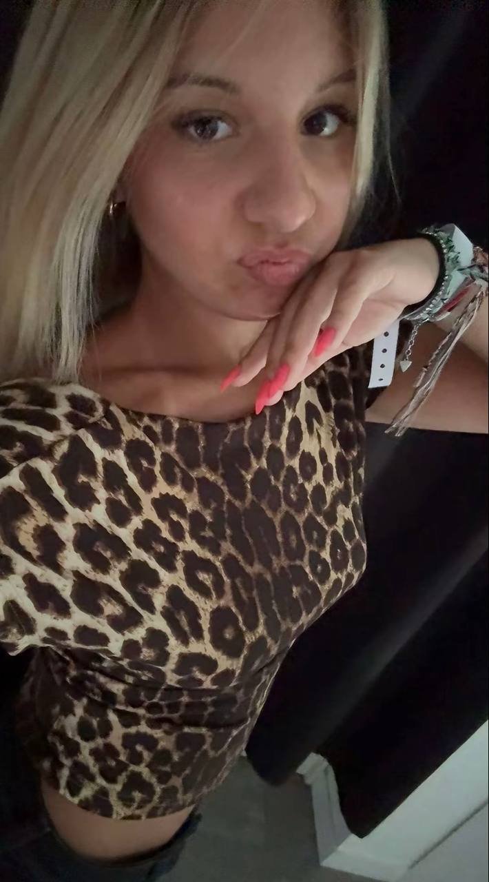 Send me your tribs schickt mir eure Tributes here or Session :11 #7RJQ9f00
